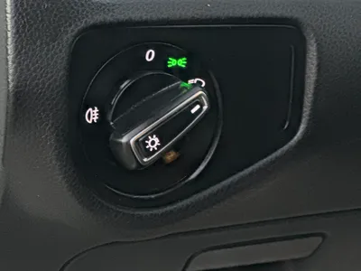 Volkswagen Golf - Photo 7