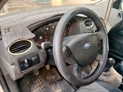 Ford FOCUS - Photo 2