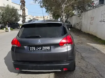 Peugeot 2008 - Photo 4