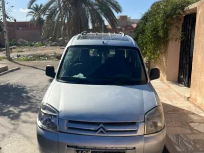 Photo Citroen Berlingo 2006 343000 km - Prix 29 000 DT