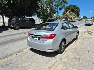 Toyota Corolla - Photo 4