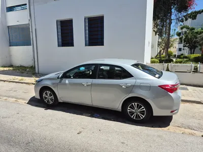 Toyota Corolla - Photo 3