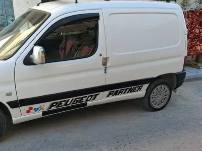 Peugeot Partner - Photo 6
