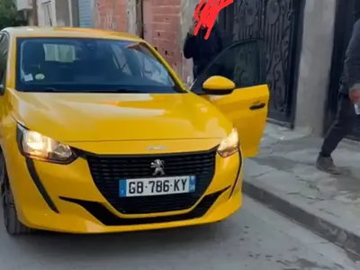 Peugeot 208 - Photo 6