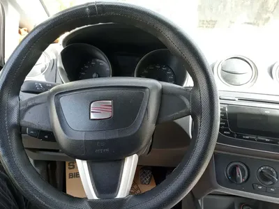 Seat Ibiza - Photo 4