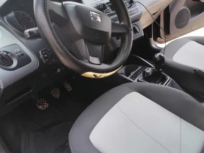 Seat Ibiza - Photo 3