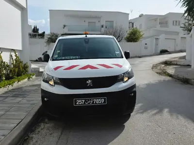 Photo Peugeot Partner k9 - Prix 45 500 DT