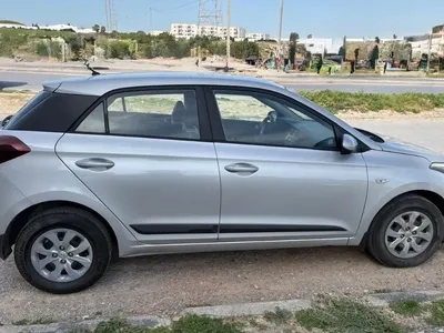 Hyundai I20 - Photo 2