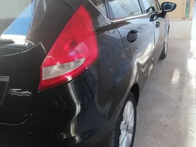 Ford FIESTA - Photo 4