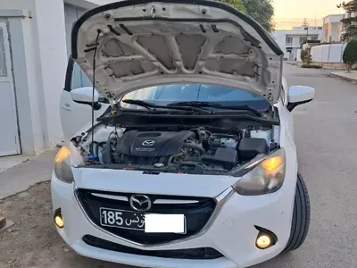 Mazda MAZDA2 - Photo 2