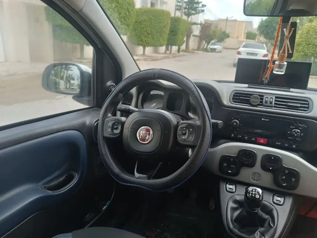 Fiat Panda 2023 4 cylindres  66000 km