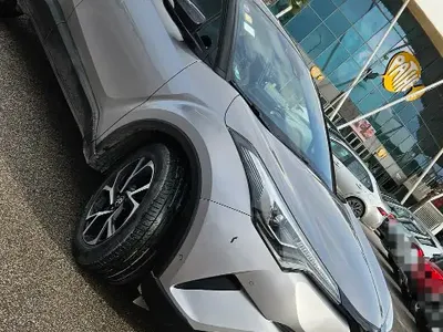 Toyota C-HR - Photo 9