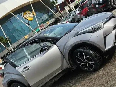 Toyota C-HR - Photo 8