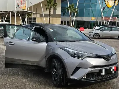 Photo Toyota C-hr 98363963 - Prix 1 000 DT