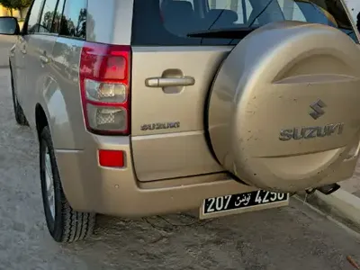 Photo Suzuki Grand Vitara 4x4 - Boîte Auto - État Rare (Zéro Panne) - Prix 33 800 DT