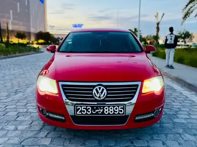 Volkswagen Passat - Photo 2