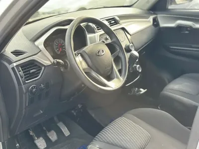 Mahindra KUV 100 - Photo 3