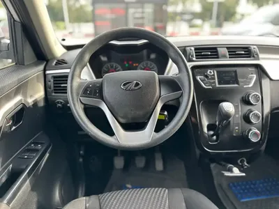 Mahindra KUV 100 - Photo 2