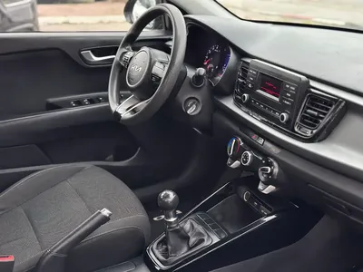 Kia RIO - Photo 4