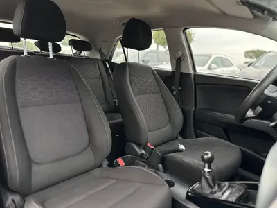 Kia RIO - Photo 3