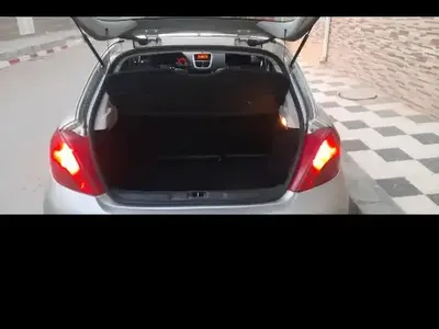 Photo Peugeot 207 2008 294 km - Prix 29 500 DT