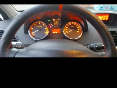 Peugeot 207 - Photo 4
