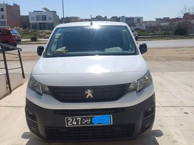 Peugeot Partner - Photo 2