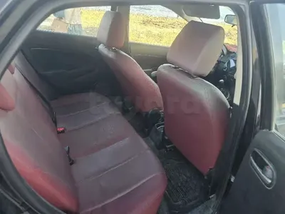 Mazda MAZDA2 - Photo 2