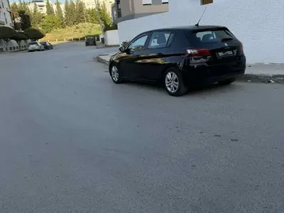 Peugeot 308 - Photo 2