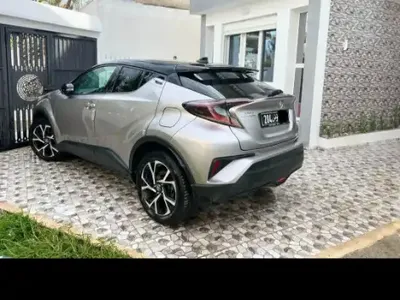 Toyota C-hr 98363963