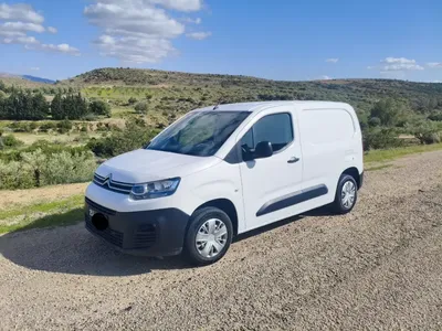 Photo Citroen Berlingo 2021 200000 km - Prix 42 000 DT