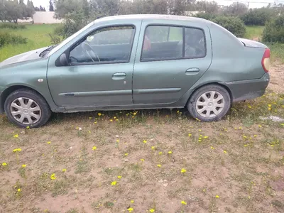 Photo Renault Clio 2009 345000 km - Prix 18 000 DT