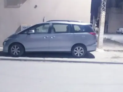 Photo Toyota Previa 2012 115000 km - Prix 42 000 DT