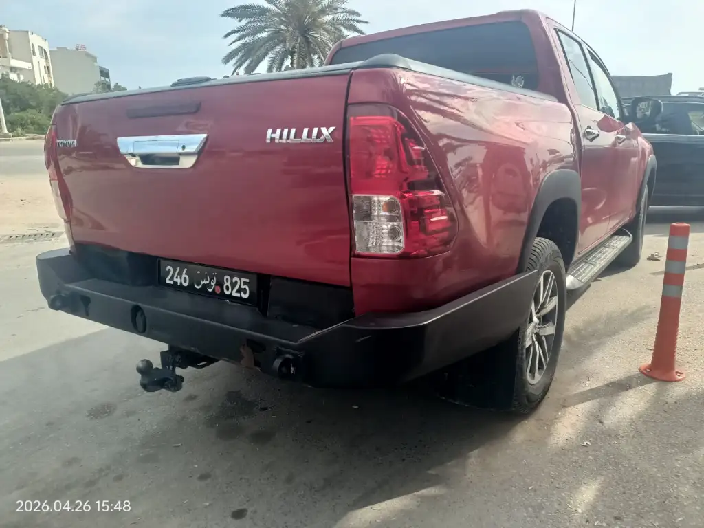 Toyota Hilux - Photo 2