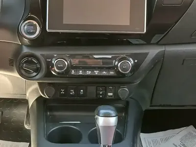 Toyota Hilux - Photo 4