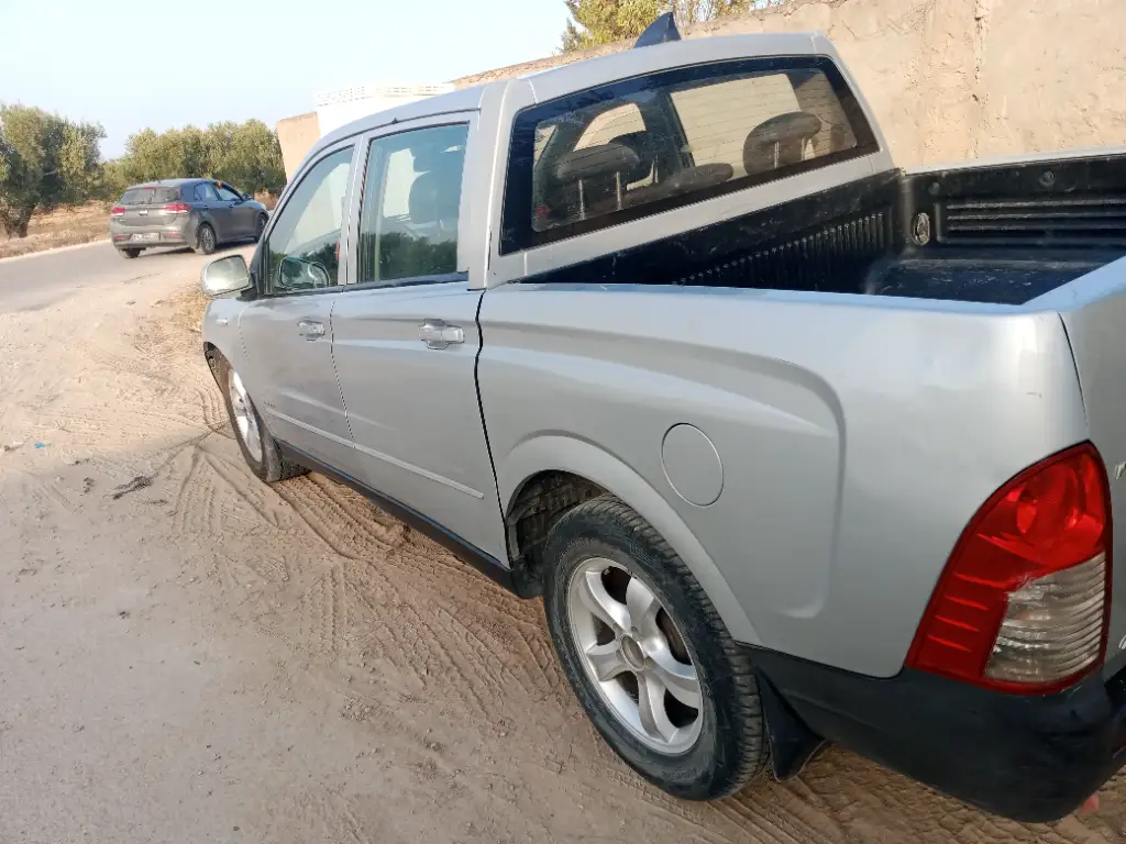 Ssangyong Actyon - Photo 2
