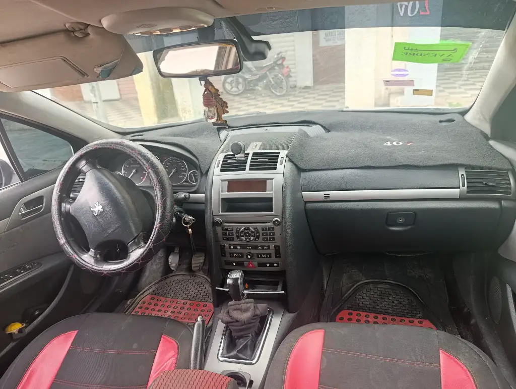 Peugeot 407 - Photo 2