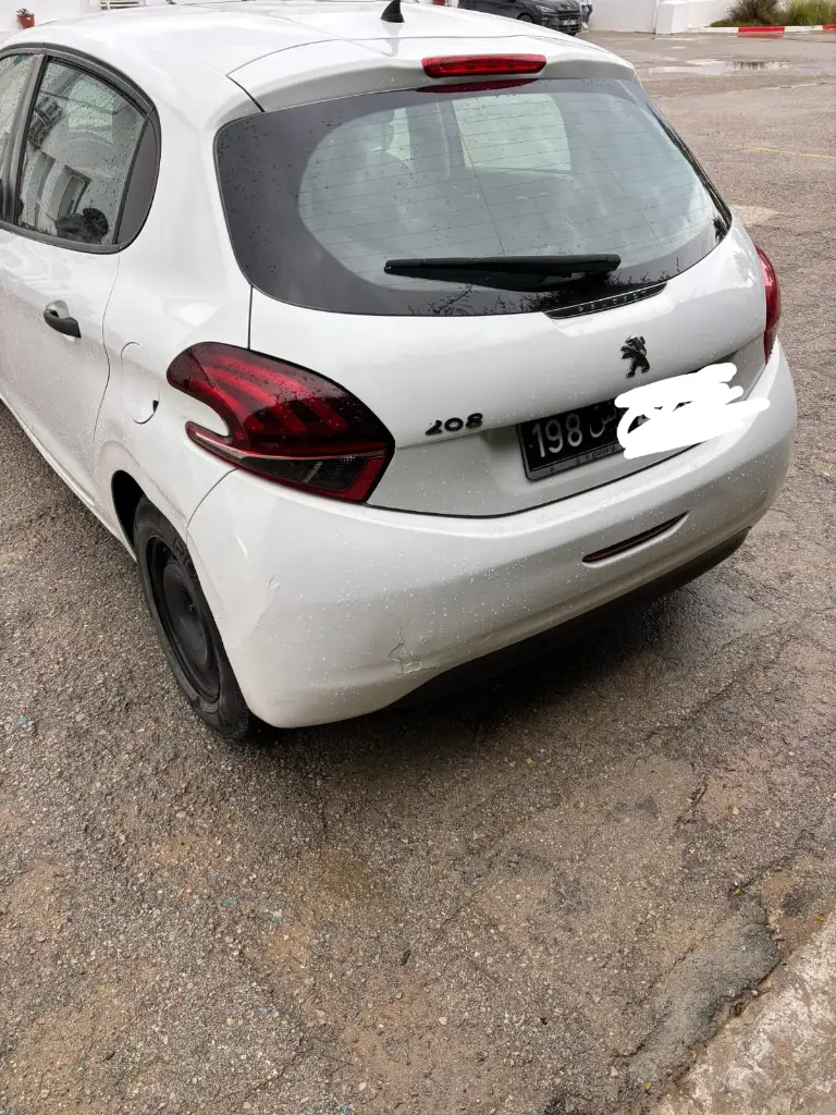 Peugeot 208 - Photo 7