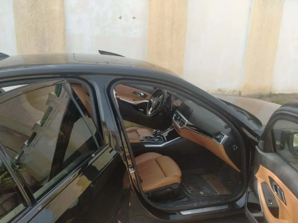 Bmw 320 - Photo 4
