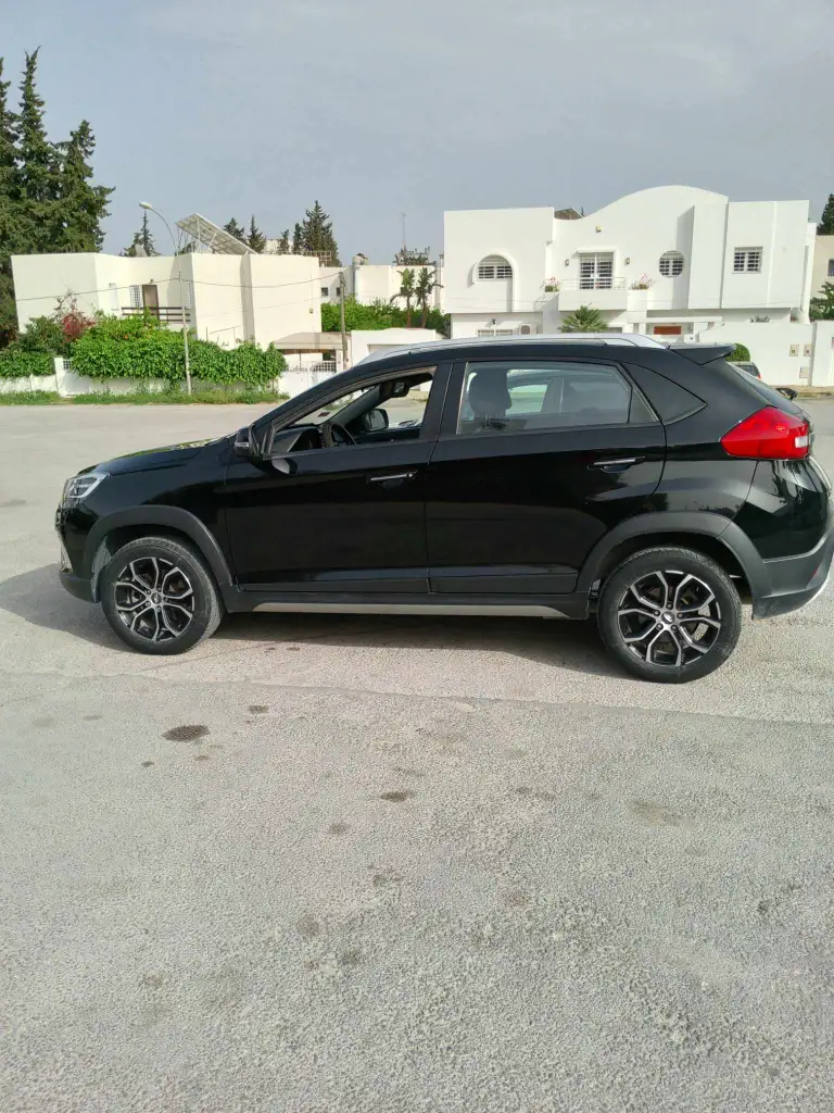 Chery Tiggo 2 - Photo 2