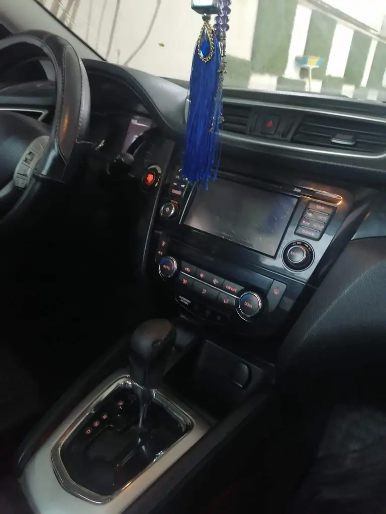 Nissan Qashqai - Photo 8