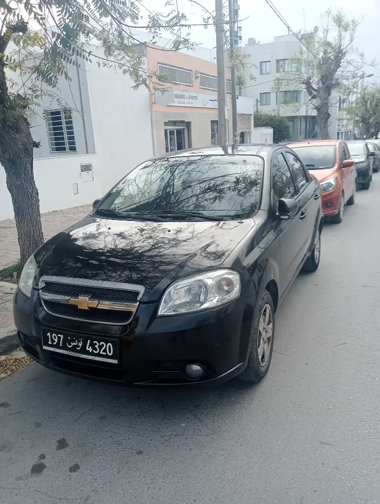Chevrolet AVEO - Photo 4