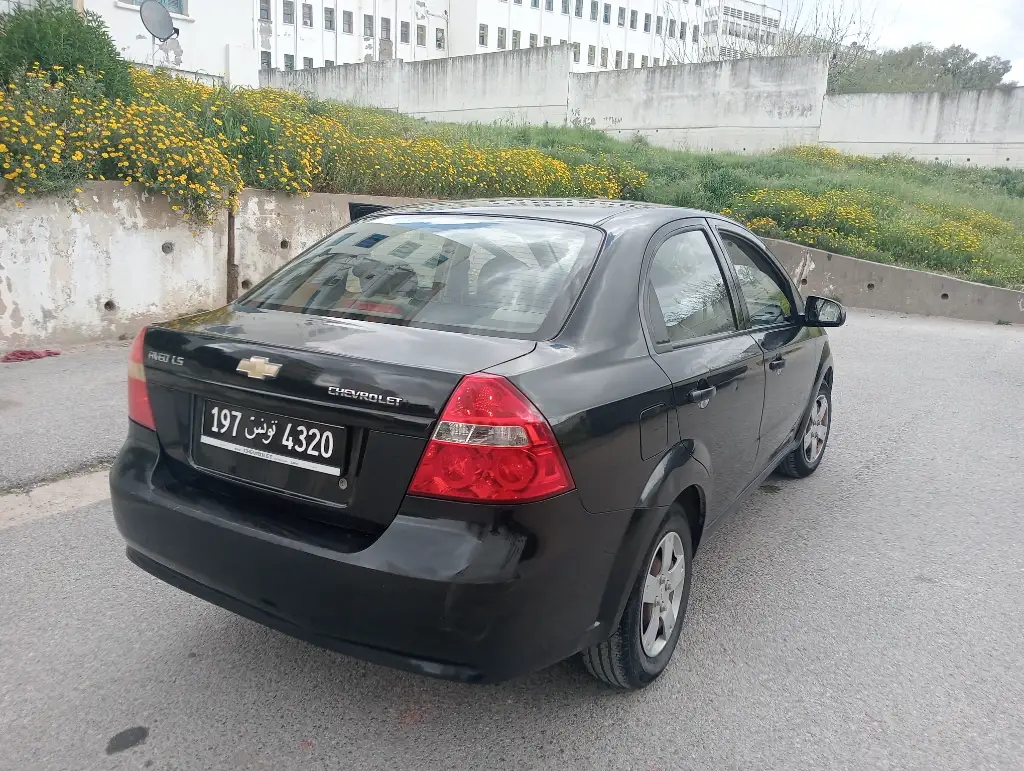 Chevrolet AVEO - Photo 5