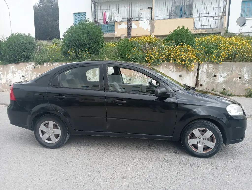 Chevrolet AVEO - Photo 6