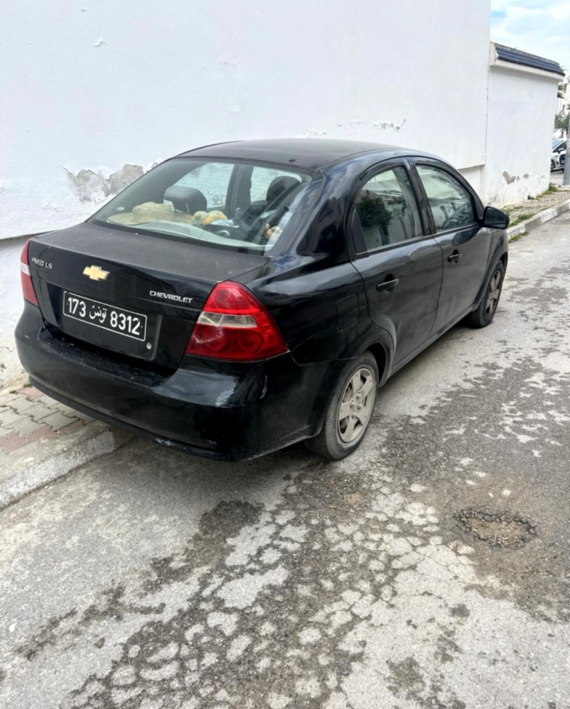 Chevrolet AVEO - Photo 4
