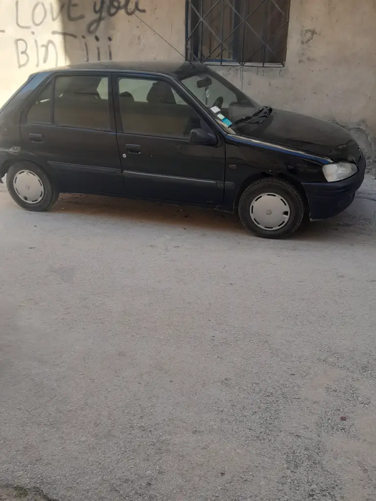 Peugeot 106 - Photo 2