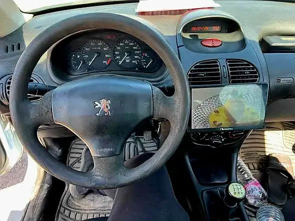 Peugeot 206 - Photo 7