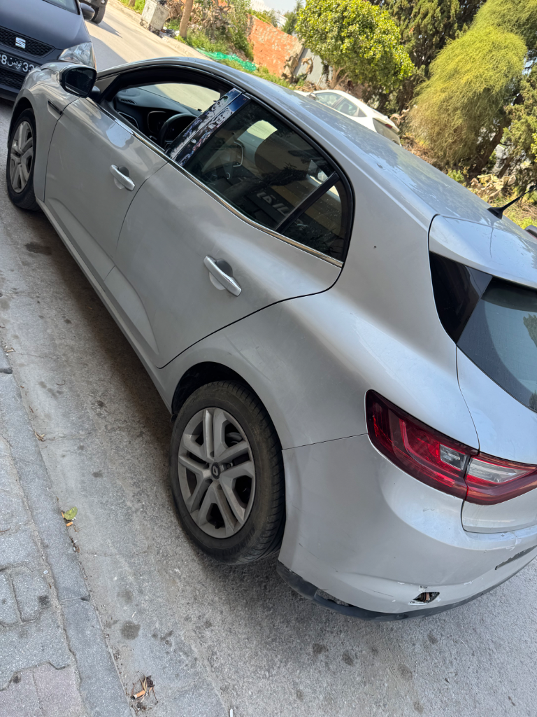 Renault Megane - Photo 3