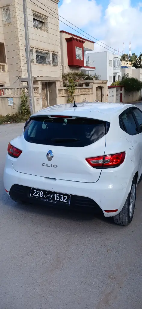 Renault Clio - Photo 6
