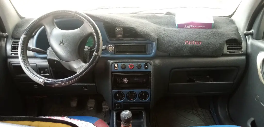 Citroen BERLINGO - Photo 7